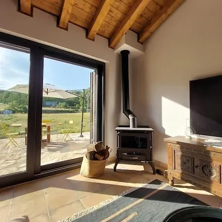 La Casaca En Plena Sierra De Gredos فيلة