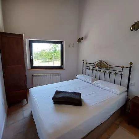 فيلة La Casaca En Plena Sierra De Gredos Los Narros