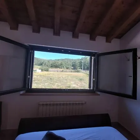 La Casaca En Plena Sierra De Gredos Los Narros