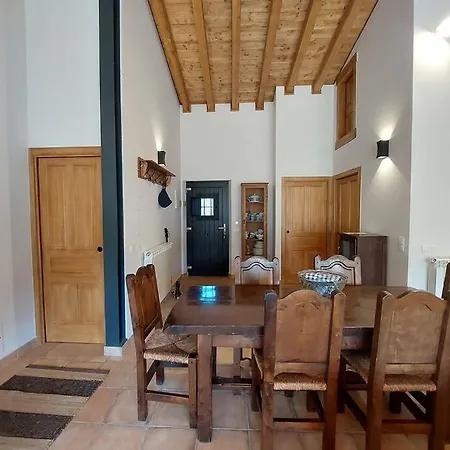 La Casaca En Plena Sierra De Gredos فيلة *