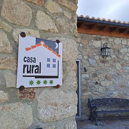 La Casaca En Plena Sierra De Gredos فيلة *
