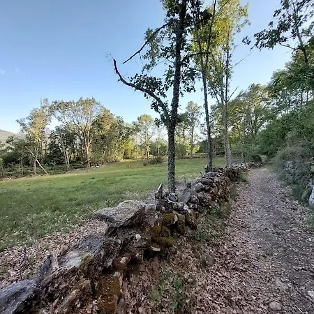 فيلة La Casaca En Plena Sierra De Gredos *