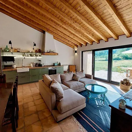 La Casaca En Plena Sierra De Gredos * Los Narros